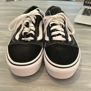 Women’s Platform vans
